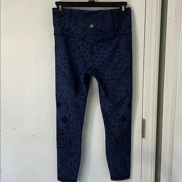 Athleta Like New Elation Textured 7/8 Tight Leggings Navy Floral Boho Size Small - Picture 3 of 11